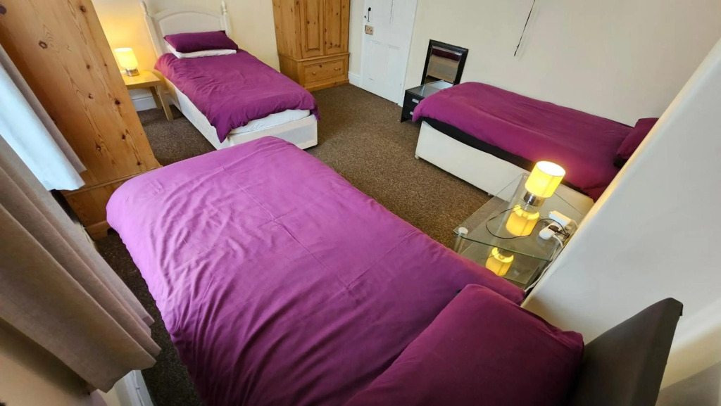Sherwood Terrace 3 Bedroom 5 Single Beds Entire Property