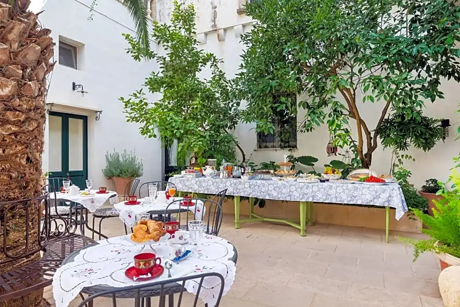 Palazzo Tre Cardi