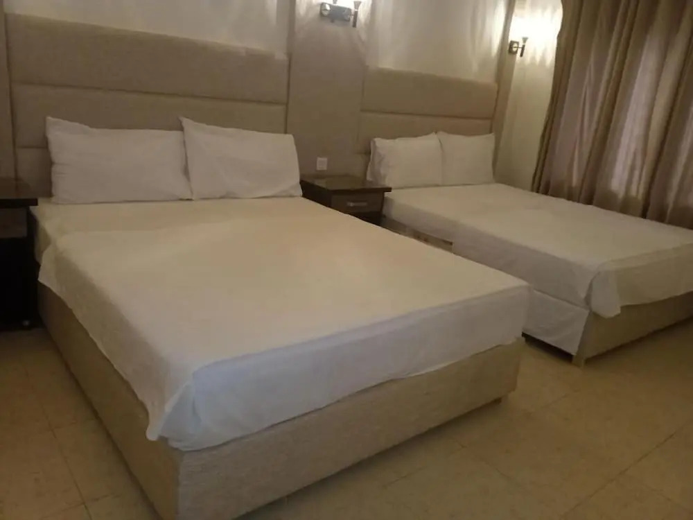 Royal Hayat - Budget Double Room
