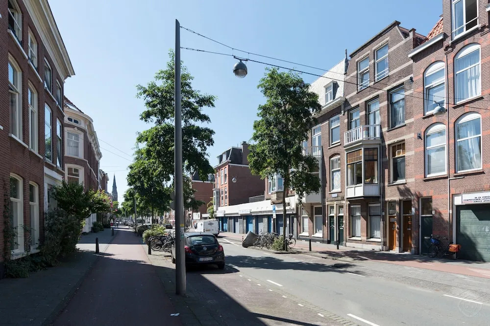 Zoutmanstraat Area Apartments