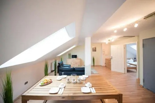 Rheinauer Hof - bed & breakfast