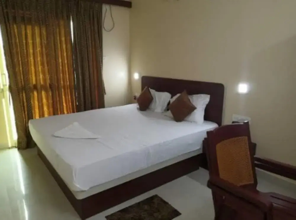 Goroomgo Kshipra Guest House Ujjain
