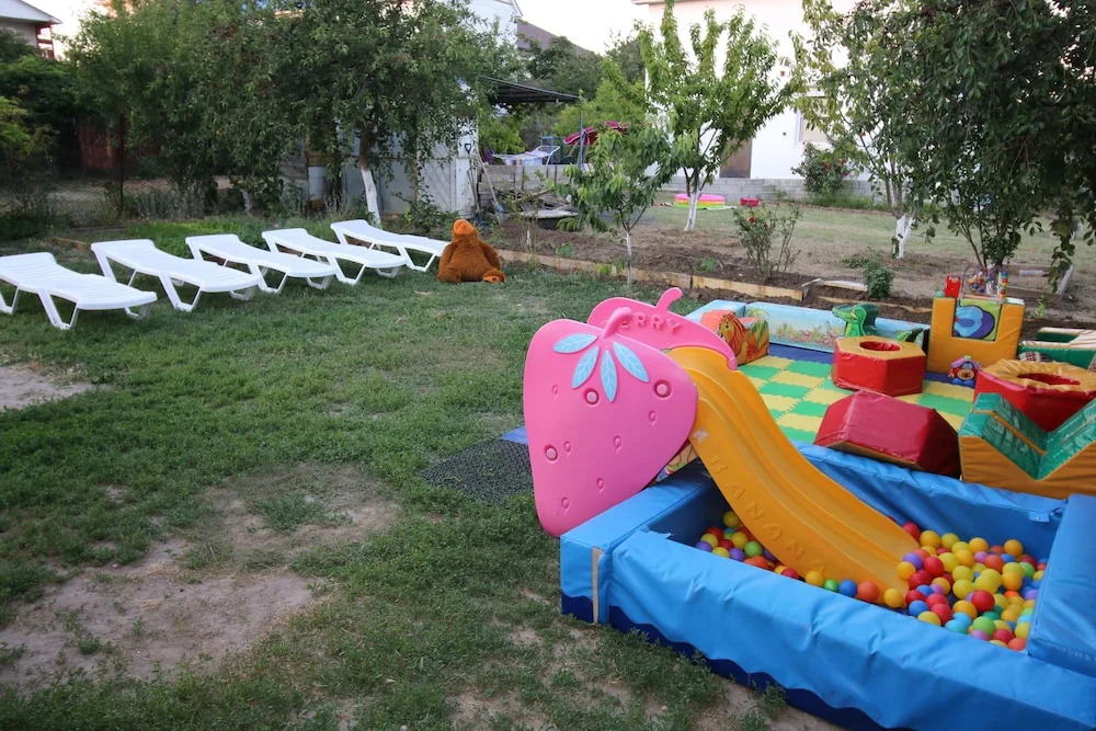 Guest House Chernomorskaya 8A