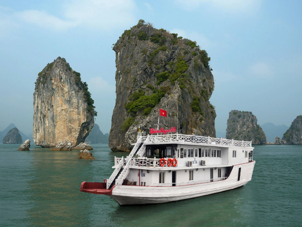 Bien Ngoc 06 Cruise