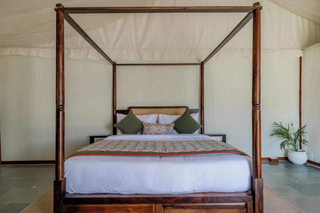 juSTa Luxe Highpoint Jawai