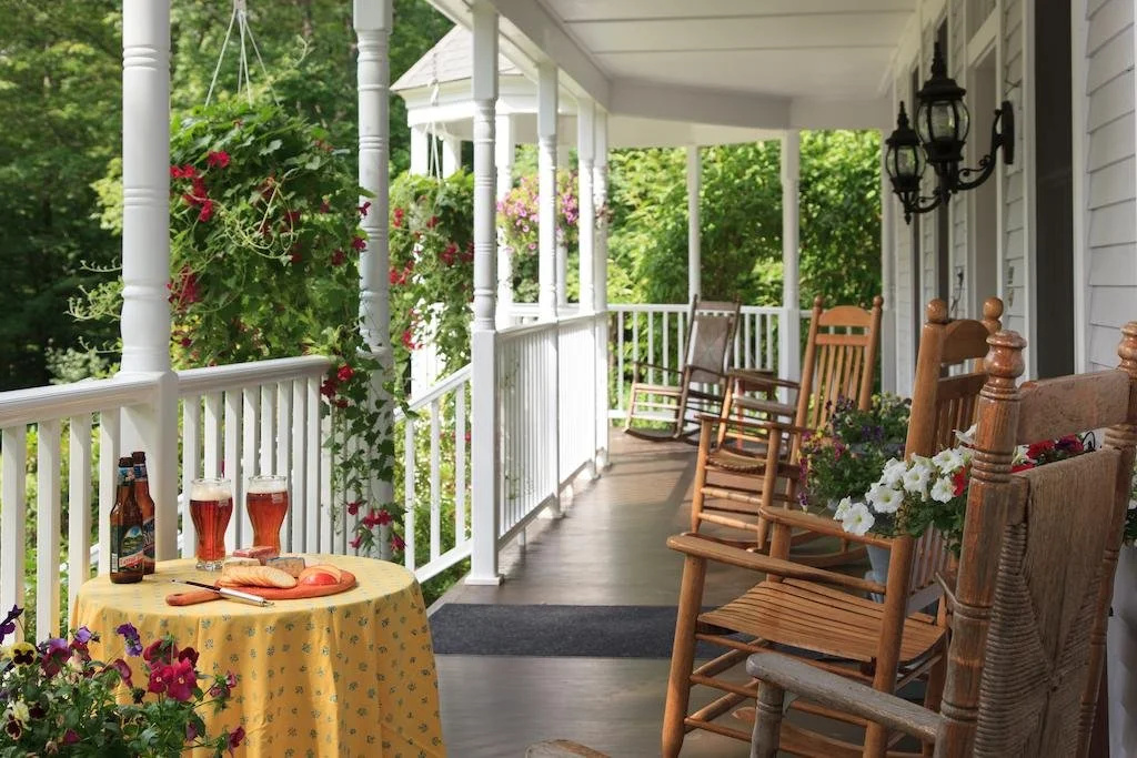 The Maple Leaf Inn