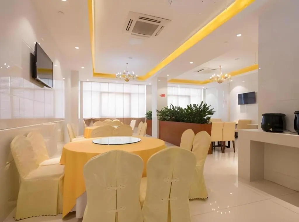 Vienna Hotel (Shenzhen Longgang Baifu City Store)