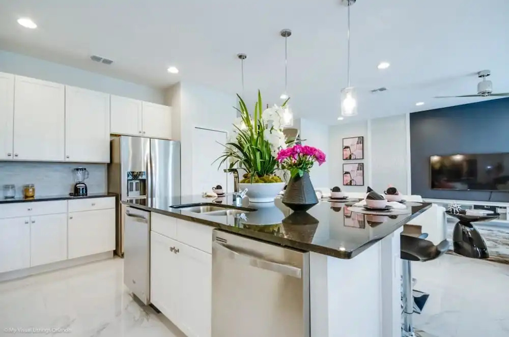 Magnificent Single Home with Private Pool SO2601