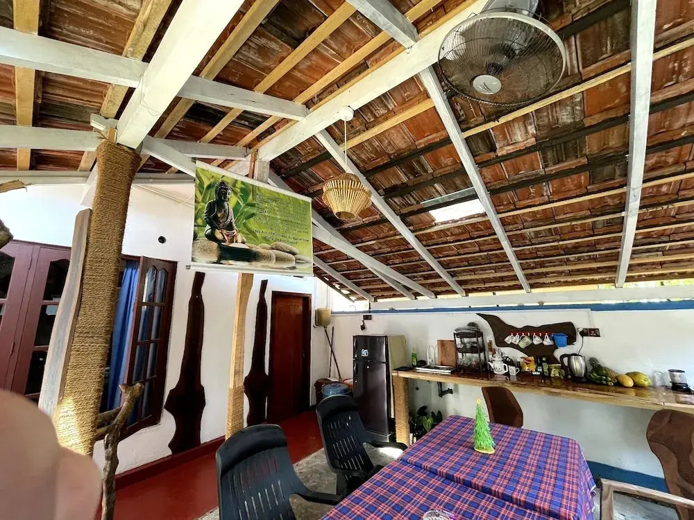 Ocean Air Guesthouse and Villa Weligama - MINUTE TO WAVES