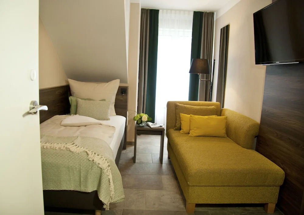 Hotel Am Moosrain Garni