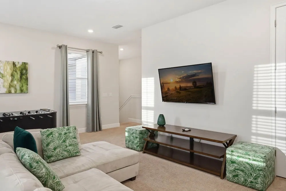 4BR Getaway Spacious Beautiful Great Location