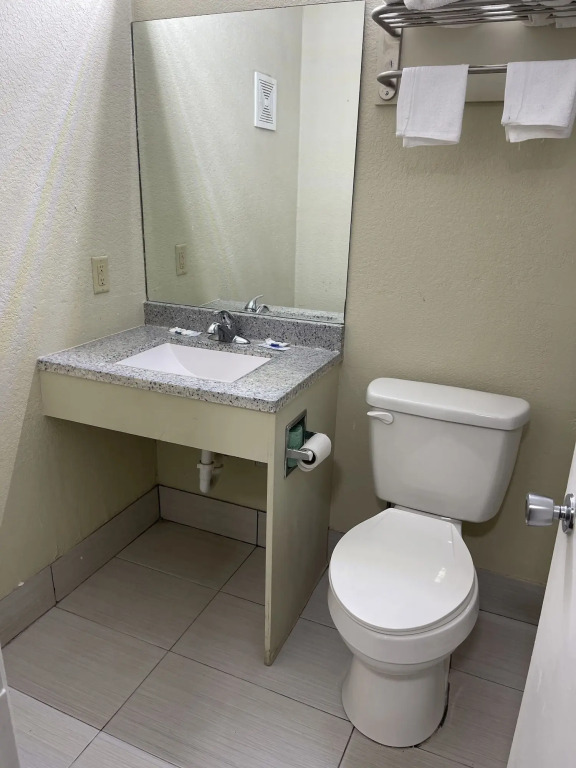 Americas Best Value Inn Alexandria