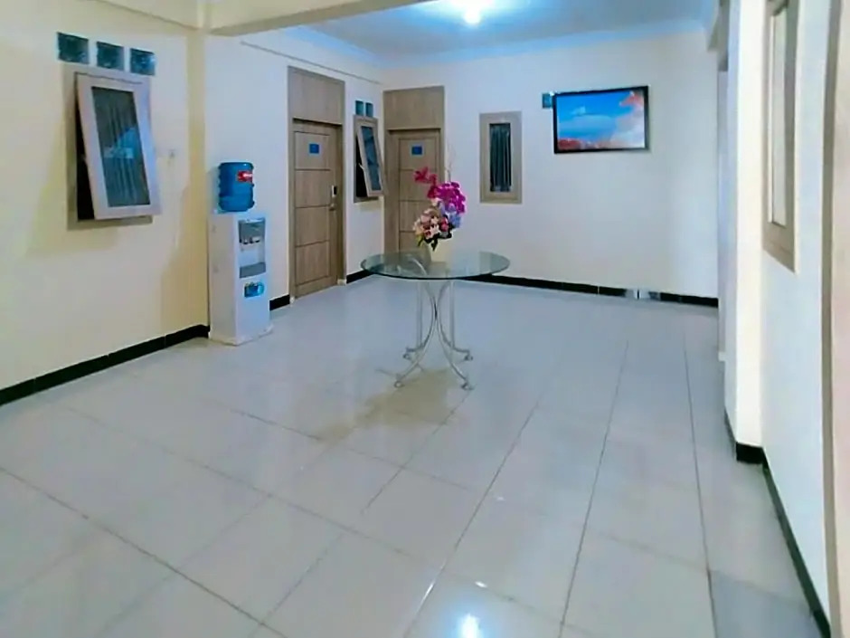 RedDoorz @ Jalan Kolonel Haji Burlian Palembang 2