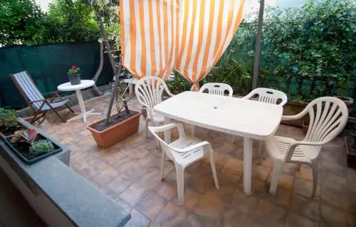 Holiday House Torre del Lago