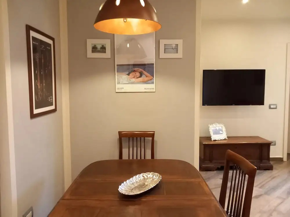 Leone in Firenze With 1 Bedrooms and 1 Bathrooms