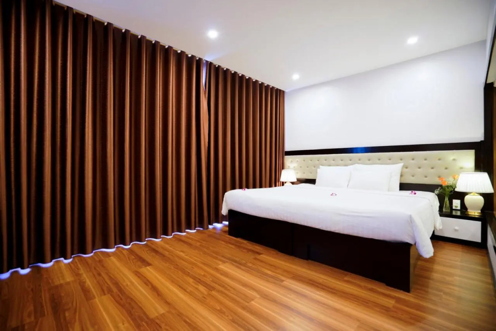 Merit Halong Hotel