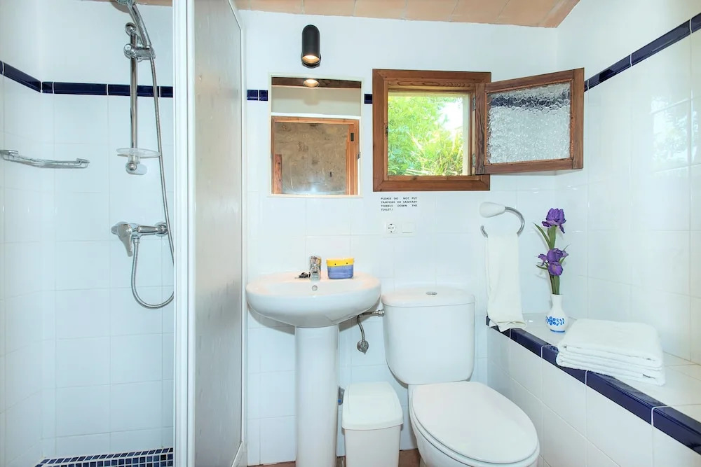 Owl Booking Villa El Campet - Rustic Stay