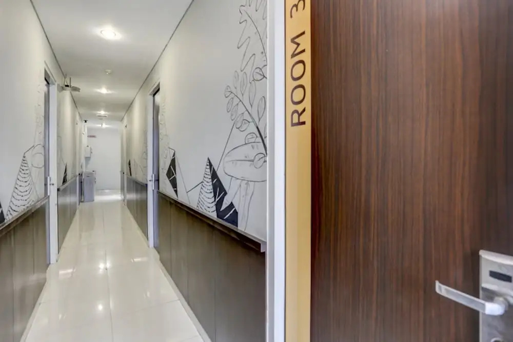 Wisma Kebon Kacang 9 by OYO Rooms
