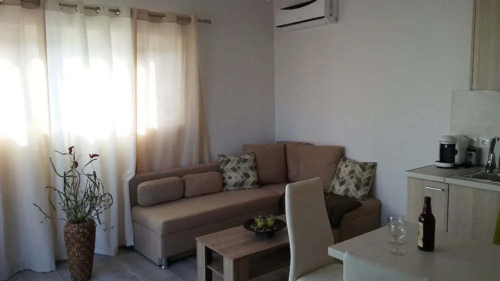 Nianthy Apartments