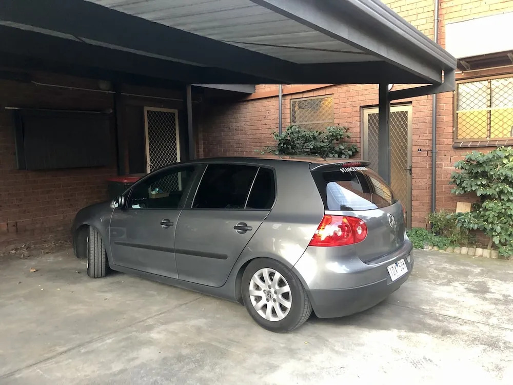 Townhouses near Chadstone by Readyset