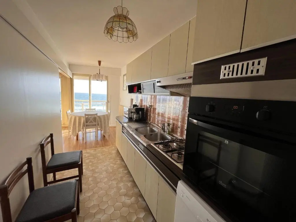 Appartement Les Sables-d'Olonne, 3 pièces, 5 personnes - FR-1-197-143