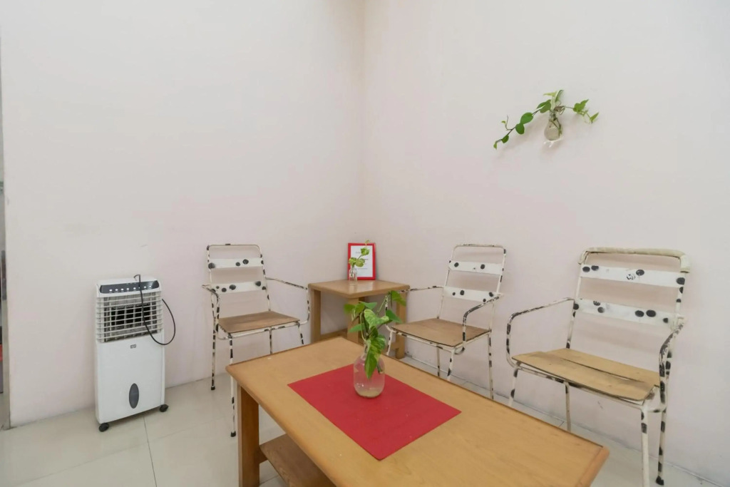 355 Fella Homestay