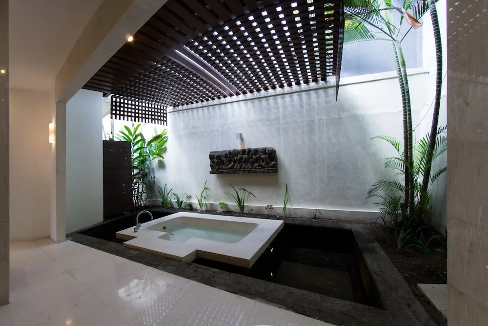 Villa Seratus