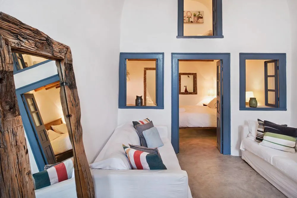 Lucky Homes - Oia