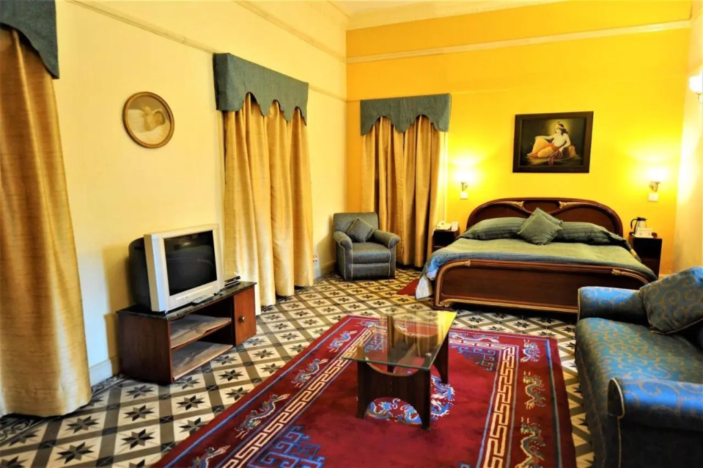 WelcomHeritage Taragarh Palace