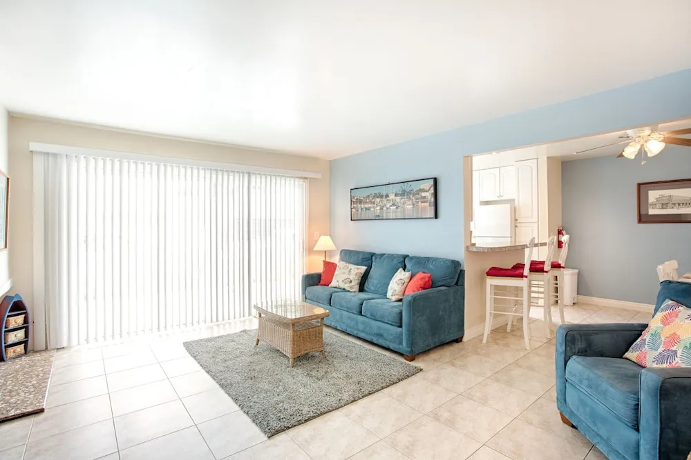 5408 Seashore A 68111 by RedAwning
