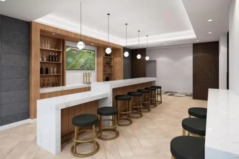 Holiday Inn Express Montreal Airport - St-Laurent by IHG