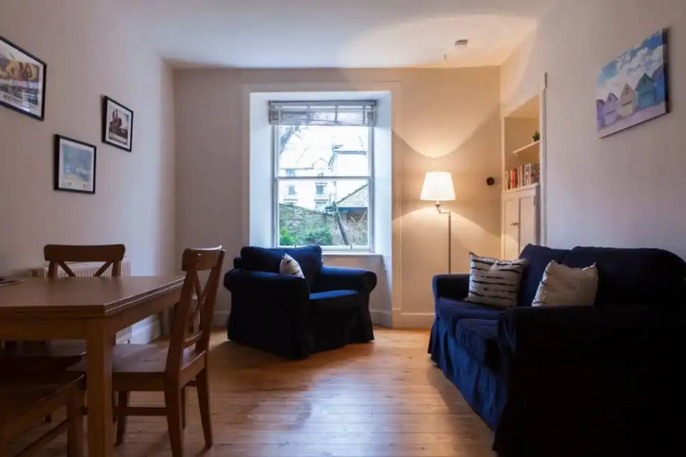 1 Bedroom Apartment Near New Town