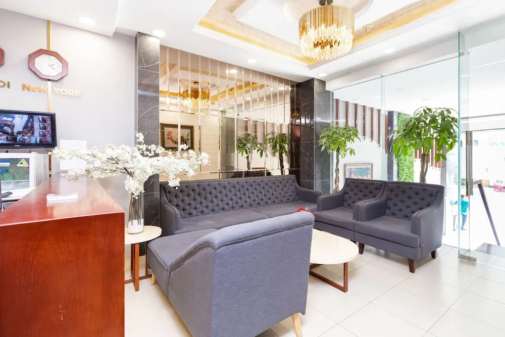 White Diamond PN Hotel