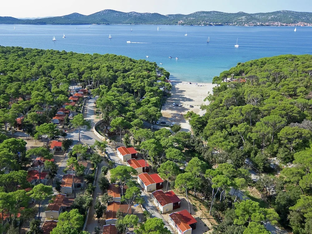 Comfortable Chalet With 2 Bathrooms Near Zadar