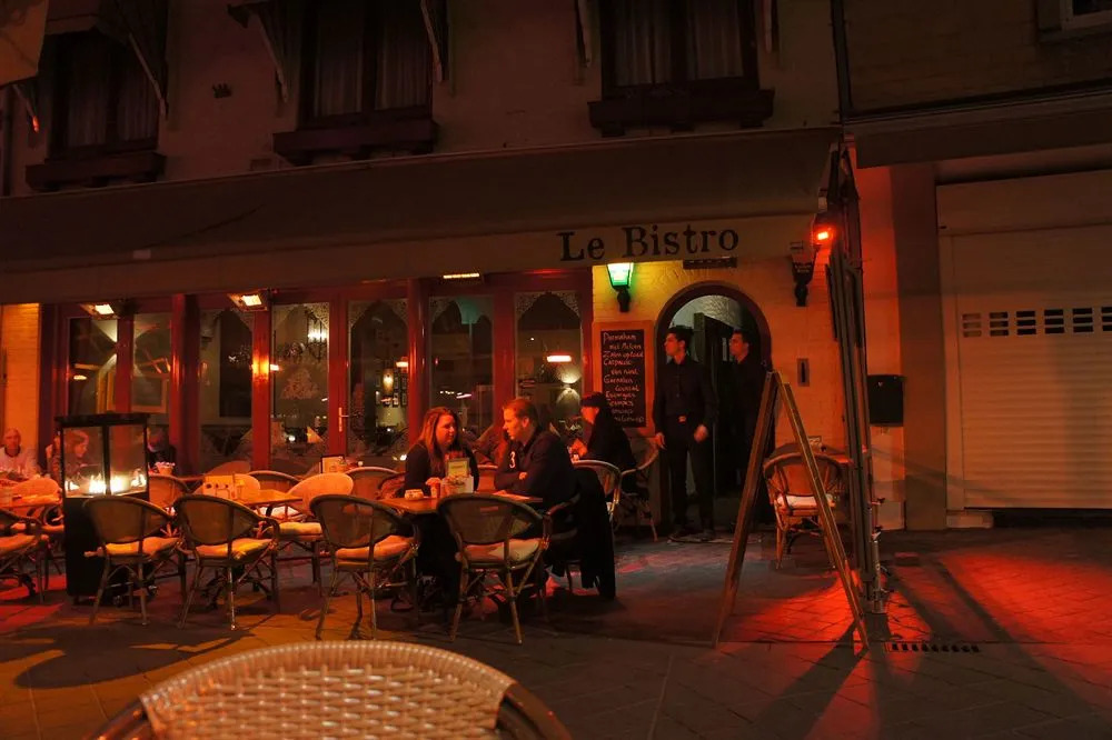 Le Bistro