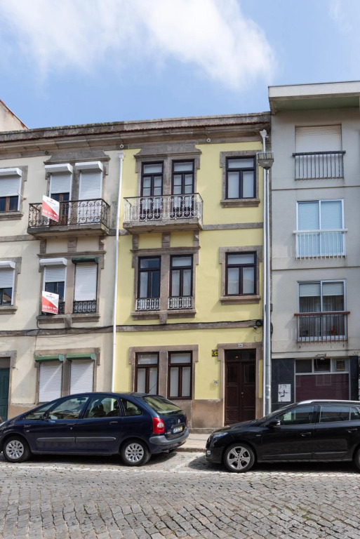 ZD Moreira Flats A
