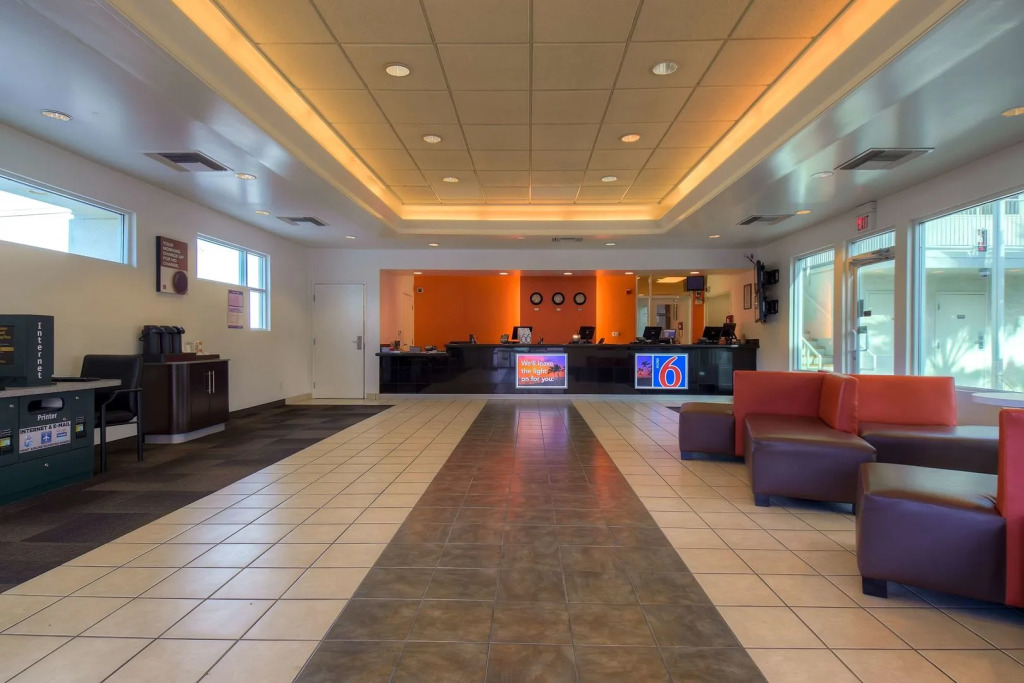 Studio 6 Suites Las Vegas, NV - Tropicana