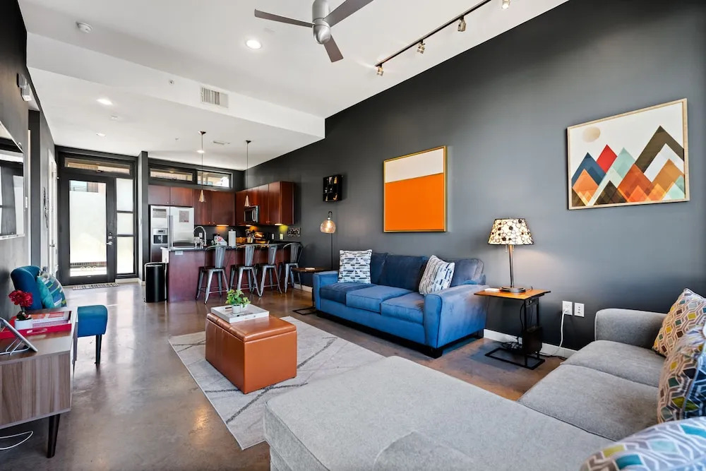 Convenient Condo Near Zilker & Barton Springs!