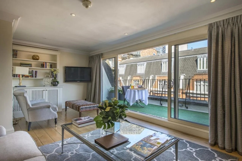 The Capital Hotel, Apartments & Townhouse - Small Luxury Hotels of The World