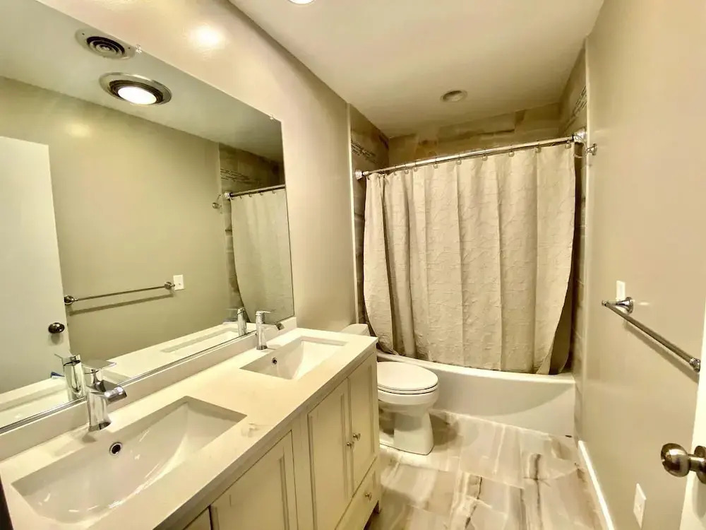 Tidewaters 26