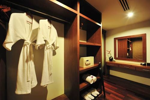 The Chantra Villas Phuket