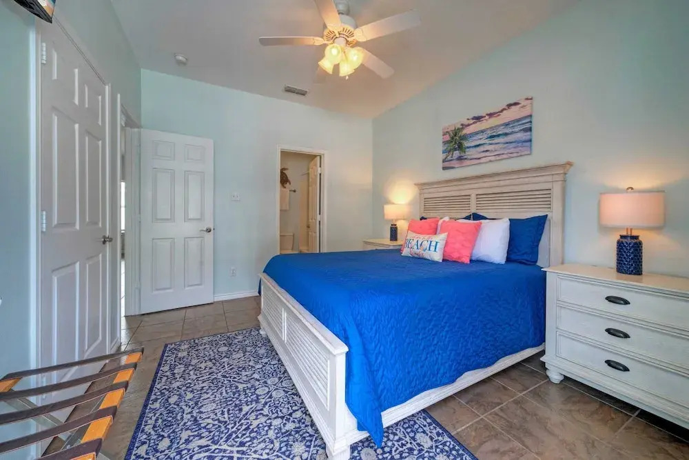 Sleeps 14 w/ Pool, Mins to the Beach Two Condos at Costa Bahia