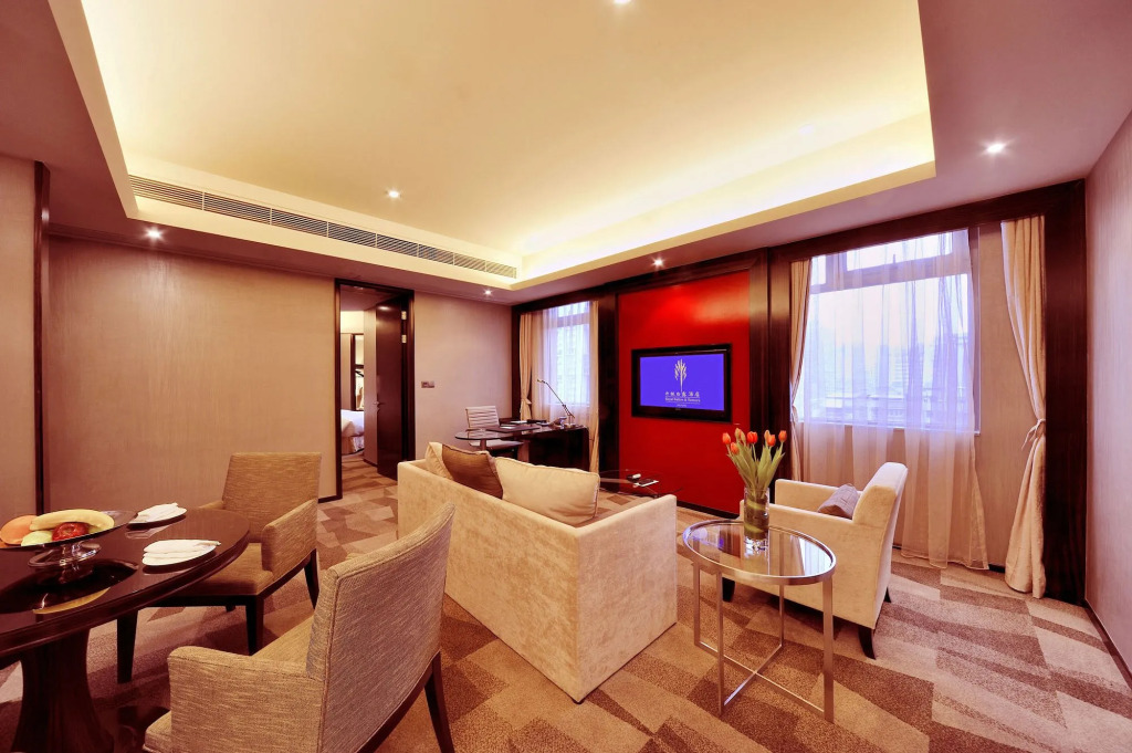 Royal Suites & Tower