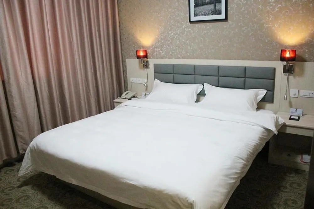 Super 8 Hotel