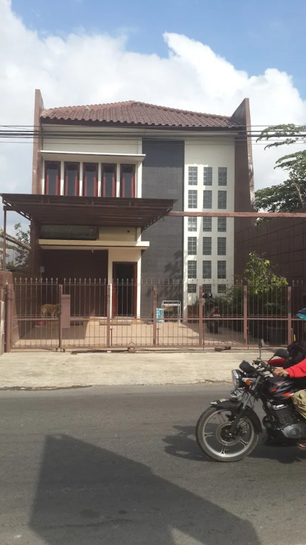Victory Kost Eksklusif