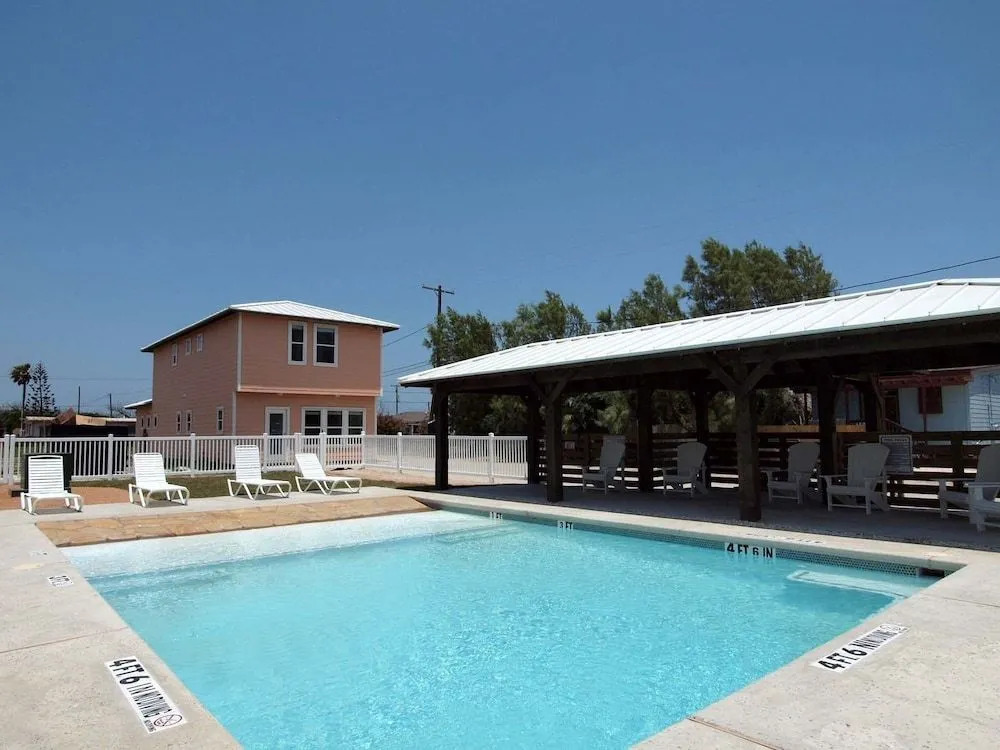 Sandy Hayseed 10sc 4 Bedrooms 2.5 Bathrooms Home