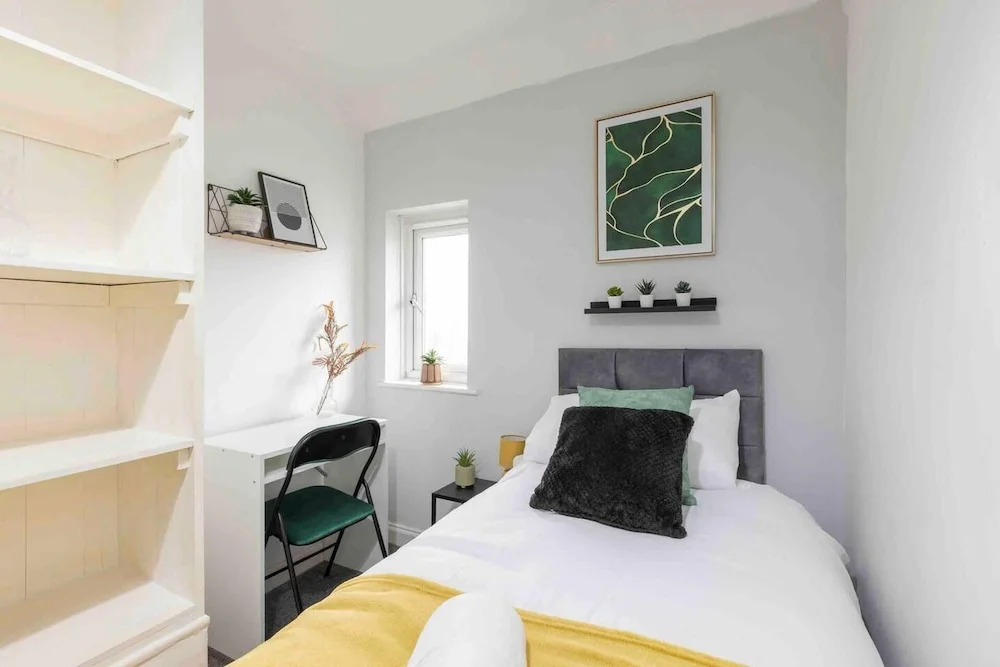 Leeds Luxury 3-bedroom Retreat