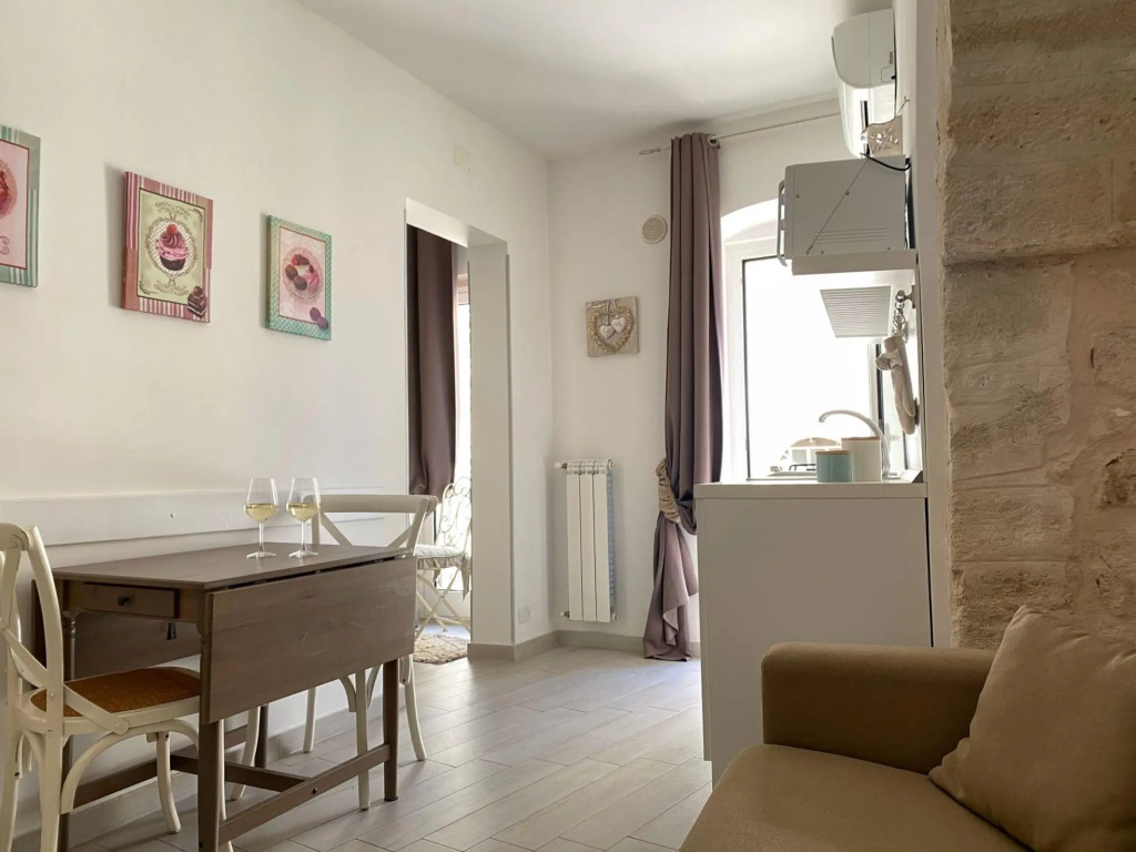 Sole, the apartment with a very nice balcony-Sole