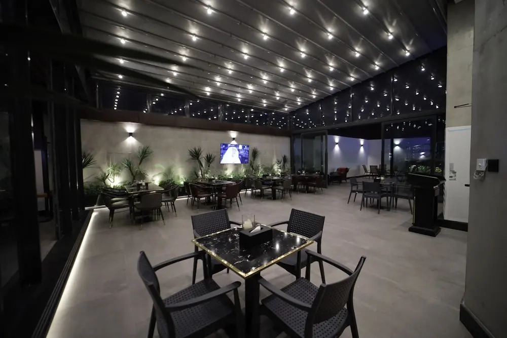 PRIMOTEL Elite As Salamah - Serviced Apartments