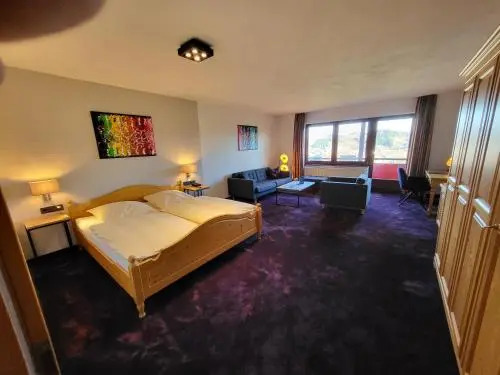 Berghotel Habbel und die Welt kann warten